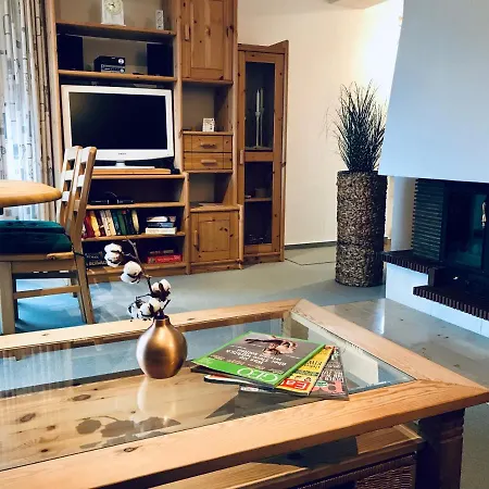 Grosse - Kamin - Balkon - Boxspringbett - Skiwiese *