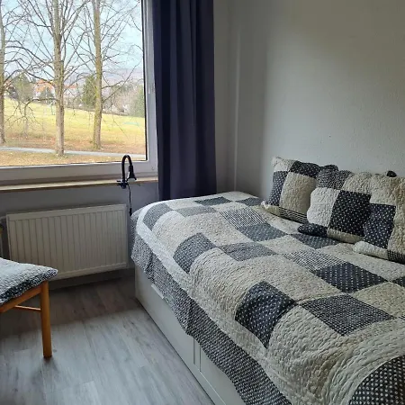 Grosse - Kamin - Balkon - Boxspringbett - Skiwiese *